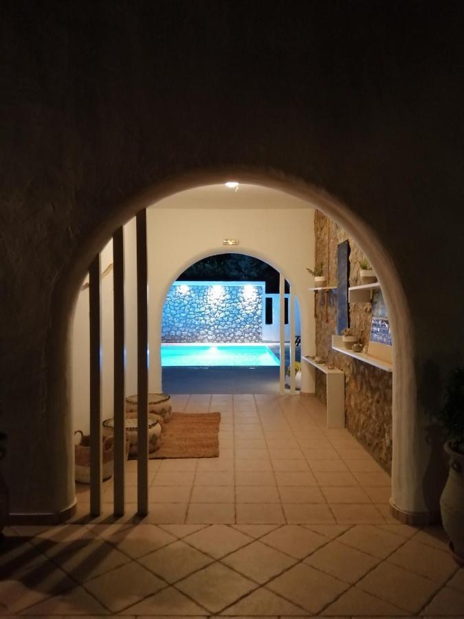 Livadi  Mouras Resort מראה חיצוני תמונה
